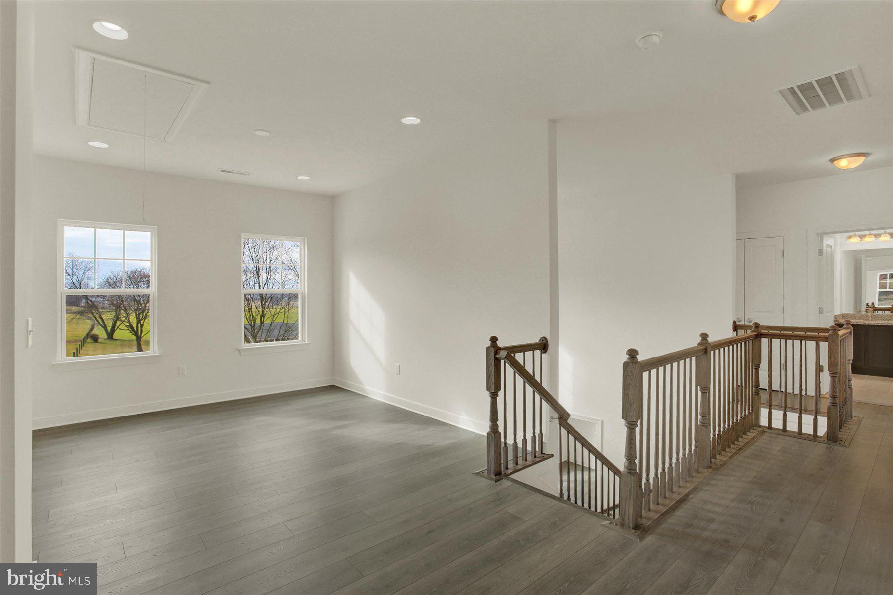 376 North Locust Point Road Mechanicsburg, PA 17050 - Photo 27 of 48 Gallery Image 27