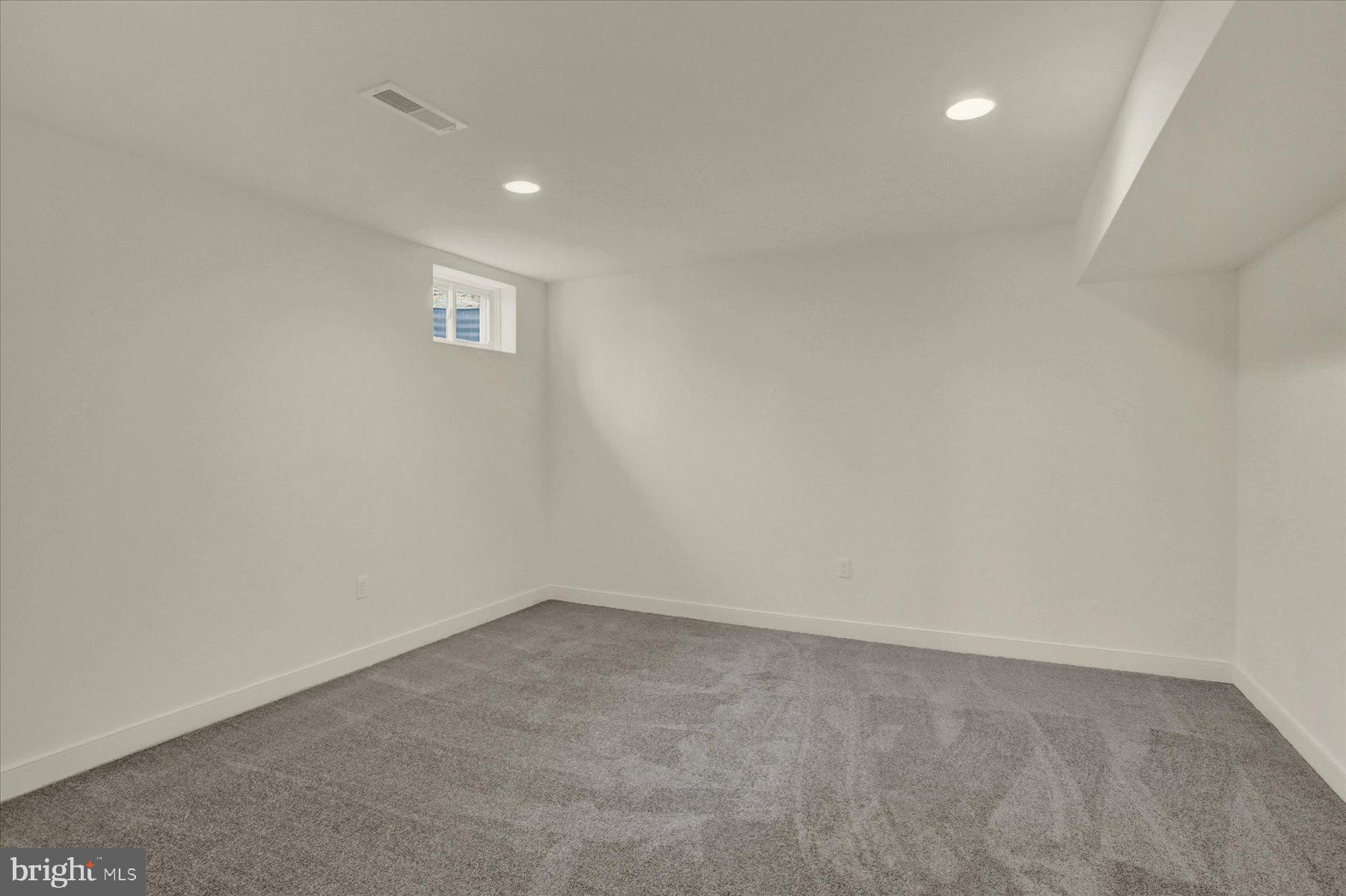 376 North Locust Point Road Mechanicsburg, PA 17050 - Photo 41 of 48 Gallery Image 41