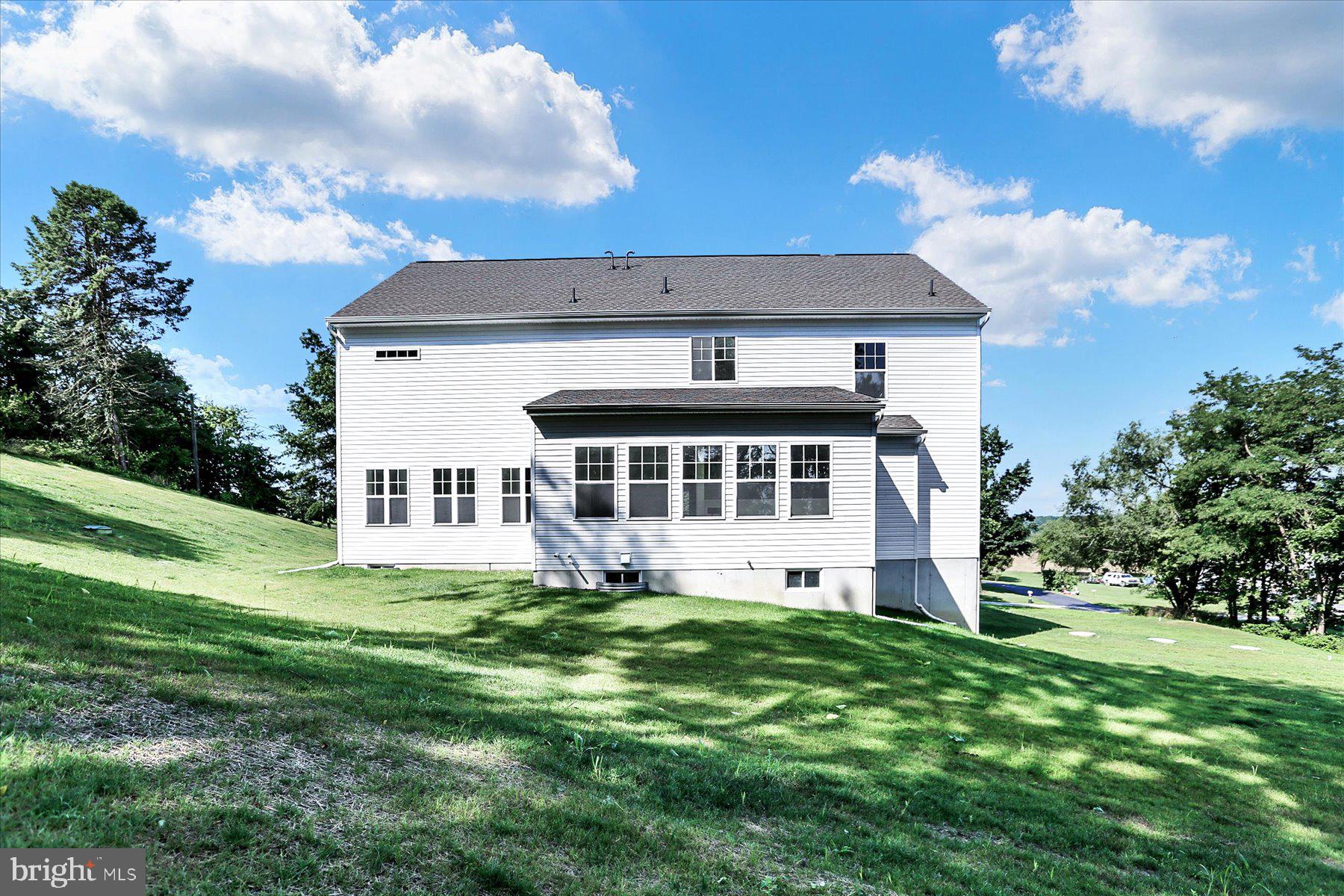 376 North Locust Point Road Mechanicsburg, PA 17050 - Photo 45 of 48 Gallery Image 45