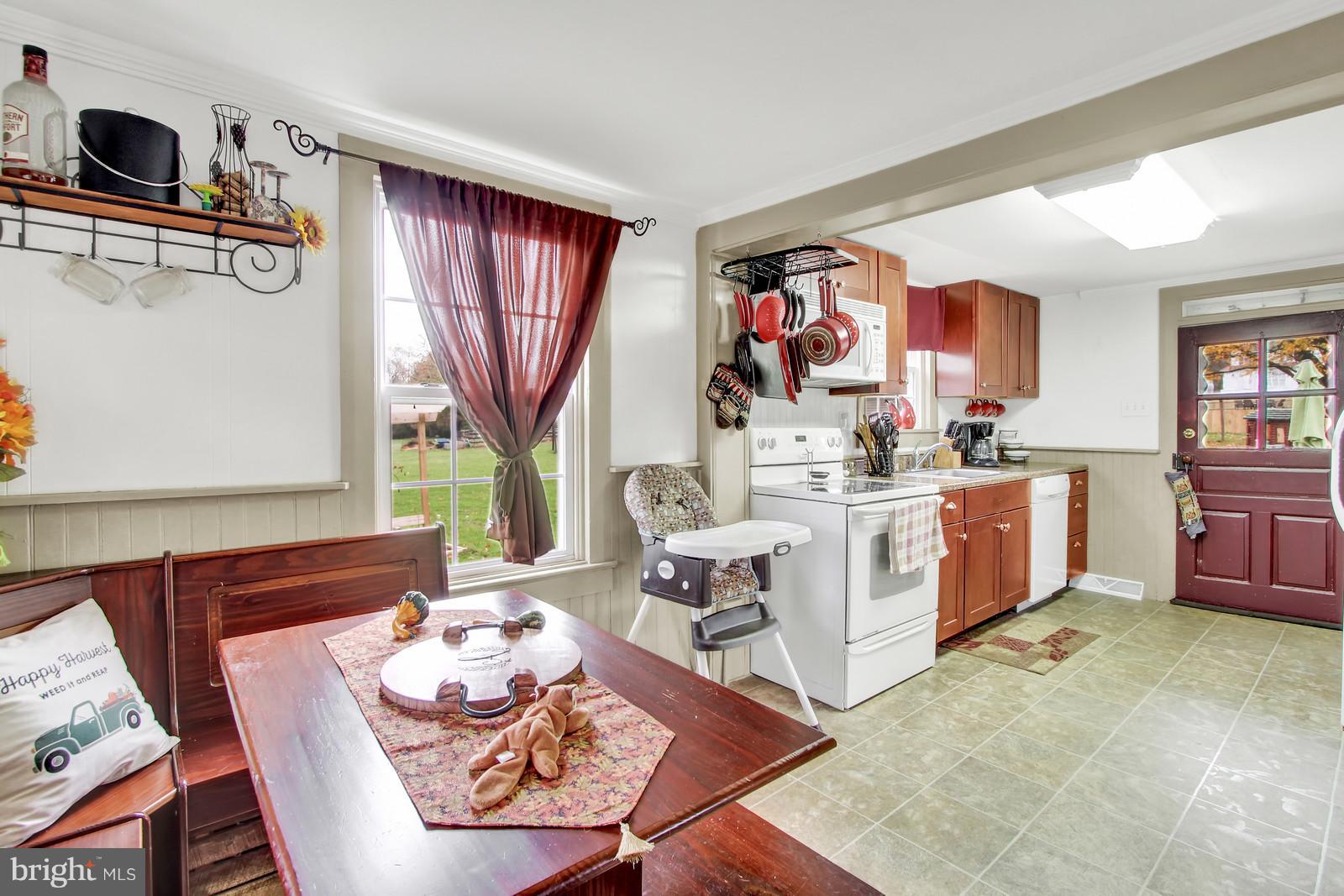 2770 Trout Run Road York, PA 17406 - Photo 7 of 28 Gallery Image 7