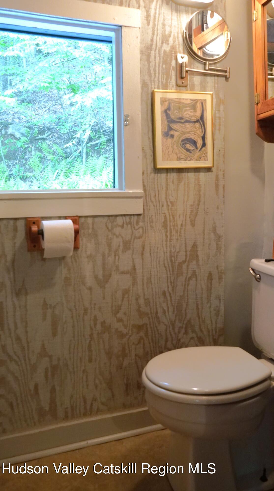 3 Dymond Road Kerhonkson, NY 12446 - Photo 13 of 16 bathroom