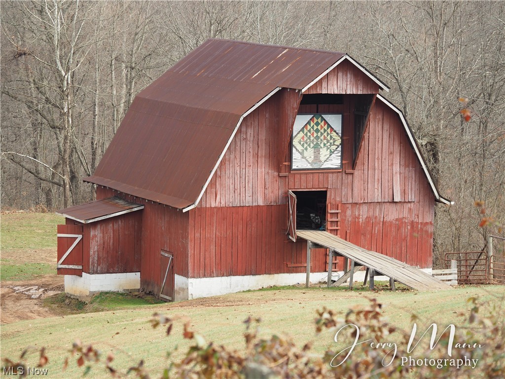 209 Payne Ridge Road Amma, WV 25005 - Photo 5 of 26 View of outdoor structure with a lawn