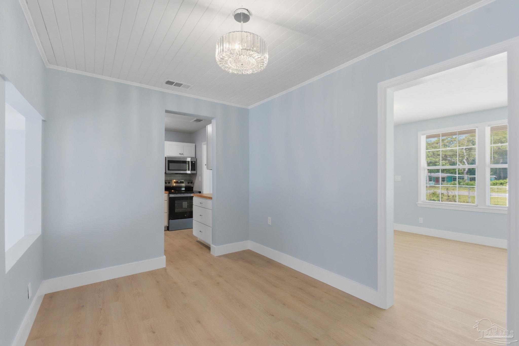 525 Pelham Road Pensacola, FL 32507 - Photo 10 of 36