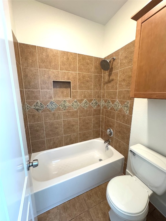 609 Franklin Boulevard, Unit A Austin, TX 78751 - Photo 10 of 19 3rd bathroom with separate shower/ toilet area.