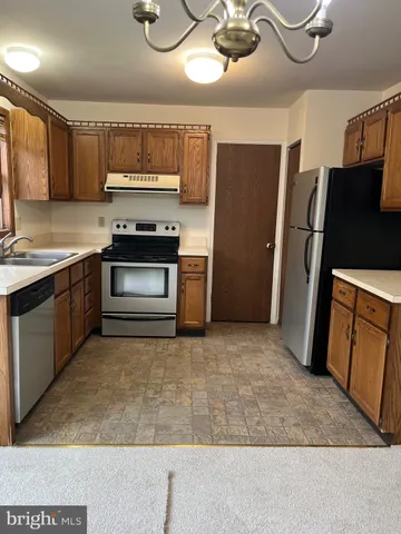 $1,650 | 146 Gregg Circle, Ephrata, PA 17522