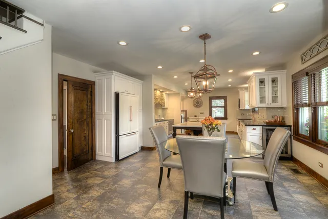 $525,000 | 200 Fulton Street, West Chicago, IL 60185