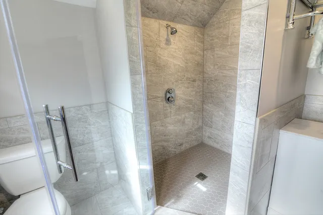 $525,000 | 200 Fulton Street, West Chicago, IL 60185