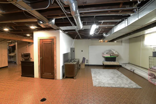 $525,000 | 200 Fulton Street, West Chicago, IL 60185