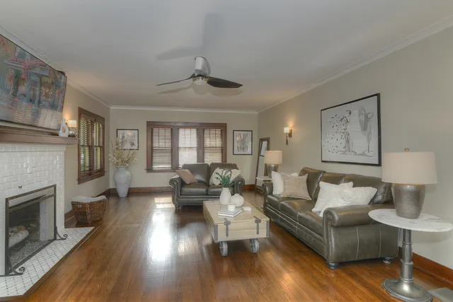 $525,000 | 200 Fulton Street, West Chicago, IL 60185