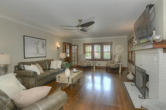 $525,000 | 200 Fulton Street, West Chicago, IL 60185