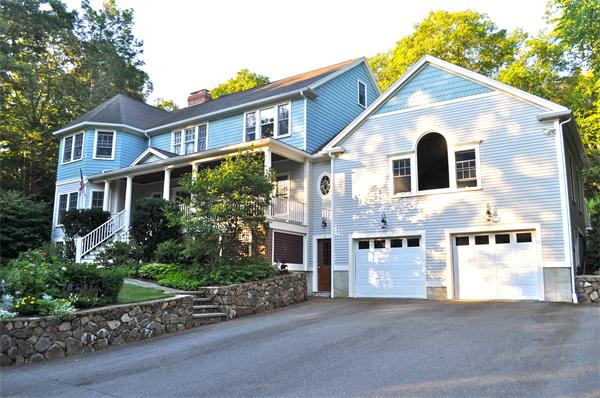 8 Leather Lane Beverly, MA 01915 - Photo 3 of 24