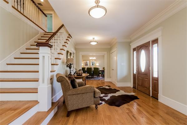 8 Leather Lane Beverly, MA 01915 - Photo 4 of 24