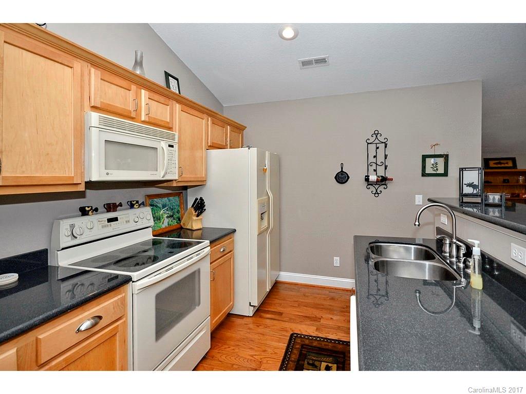 520 Patterson Road, Unit 1 Hendersonville, NC 28739 - Photo 22 of 24 Gallery Image 22