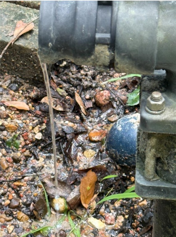 1755 Pleasant Hill Road Bryan, TX 77807 - Photo 20 of 28 a picture of a table and chairs