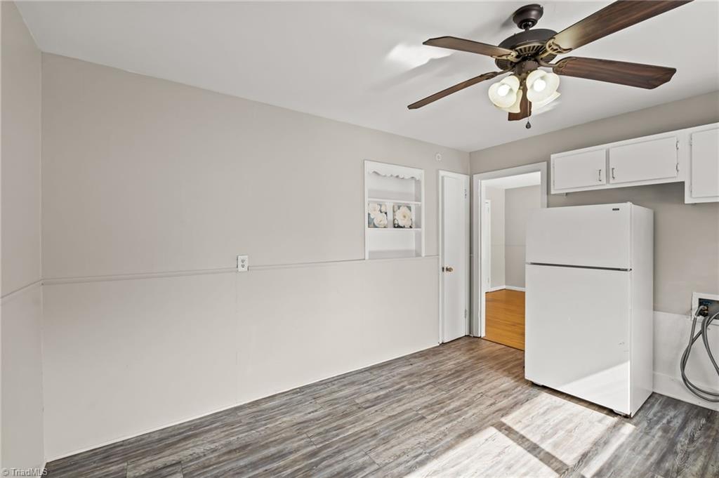 1129 Bridges Drive High Point, NC 27262 - Photo 9 of 22 Eat In space in Kitchen