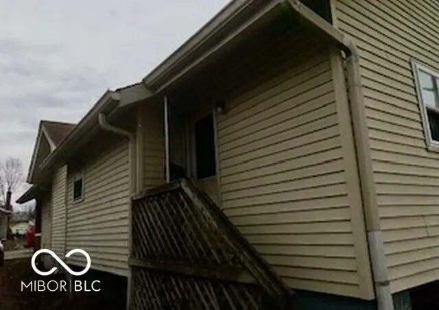 $220,000 | 1310 South Walnut Street, Bloomington, IN 47401