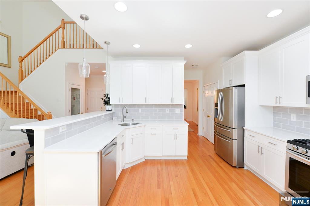 90 Summer Hill Road, Unit 90 Wayne, NJ 07470 - Photo 10 of 39 Gallery Image 10