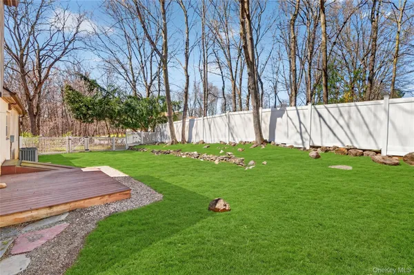 $615,000 | 41 Croft Lane, Cortlandt Manor, NY 10567