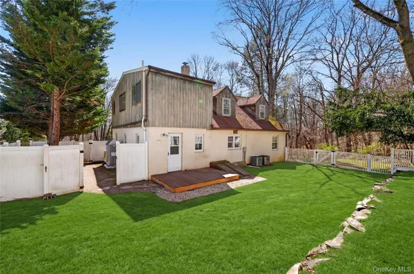 $615,000 | 41 Croft Lane, Cortlandt Manor, NY 10567