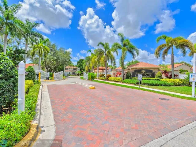 a view of outdoor space yard and entertaining space