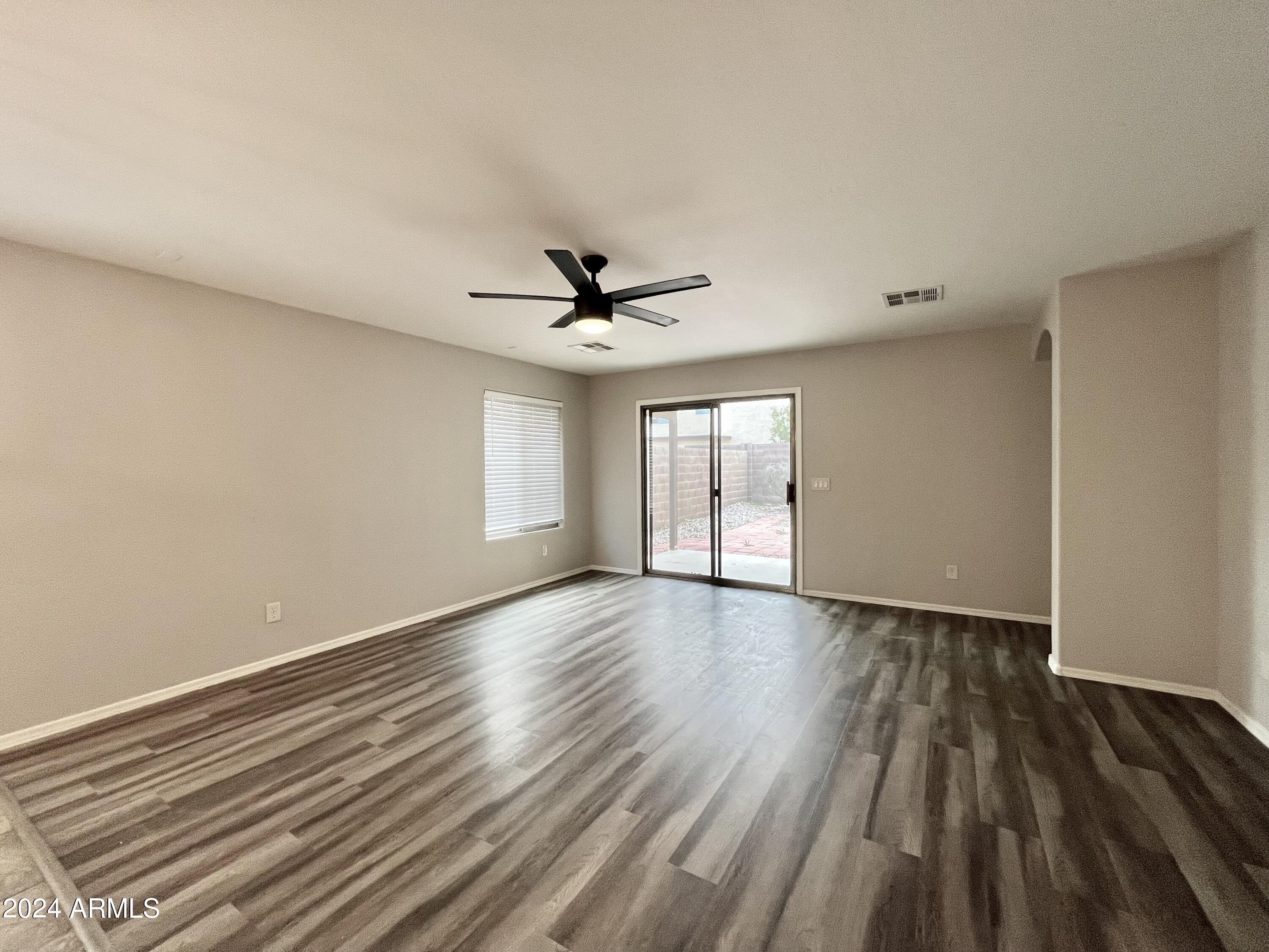 45401 West Applegate Road Maricopa, AZ 85139 - Photo 8 of 23 IMG_5467