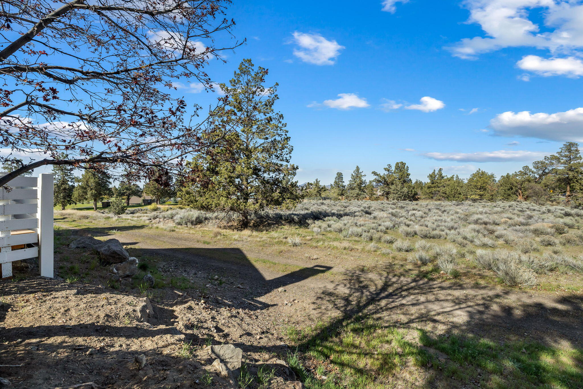 3626 Southwest 29th Street Redmond, OR 97756 - Photo 29 of 31 2026_04_24_3626_sw_29th_st_rdm-39
