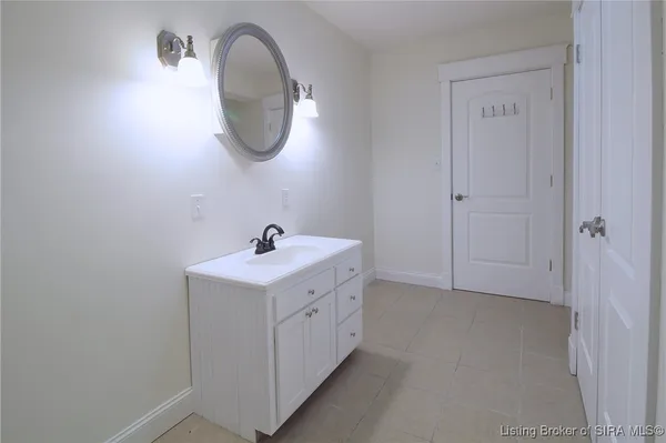 $170,000 | 12495 West Henry Road, Deputy, IN 47230