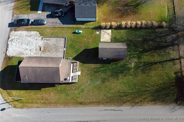 $170,000 | 12495 West Henry Road, Deputy, IN 47230
