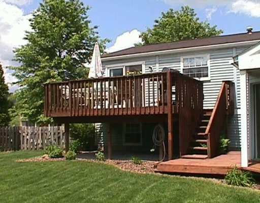 549 Partridge Run Road Gibsonia, PA 15044 - Photo 6 of 8 Patio/Deck.