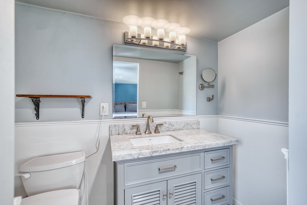 132 Centre Street Quincy, MA 02169 - Photo 23 of 39