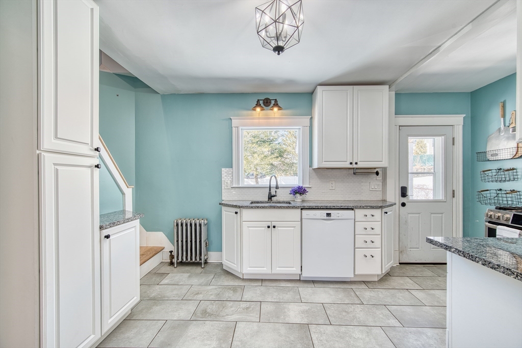 132 Centre Street Quincy, MA 02169 - Photo 10 of 39
