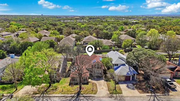 $2,350 | 6422 Lochglen, San Antonio, TX 78240