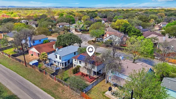 $2,350 | 6422 Lochglen, San Antonio, TX 78240