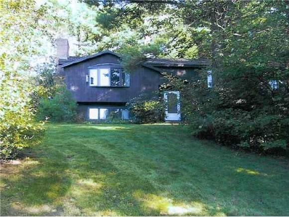 1 Shamrock Road Windham, NH 03087 - Photo 1 of 1