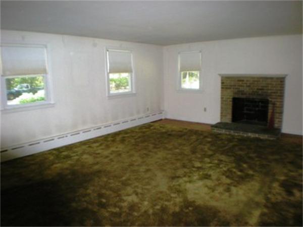 136 Maple Street Bellingham, MA 02019 - Photo 14 of 26 Gallery Image 14