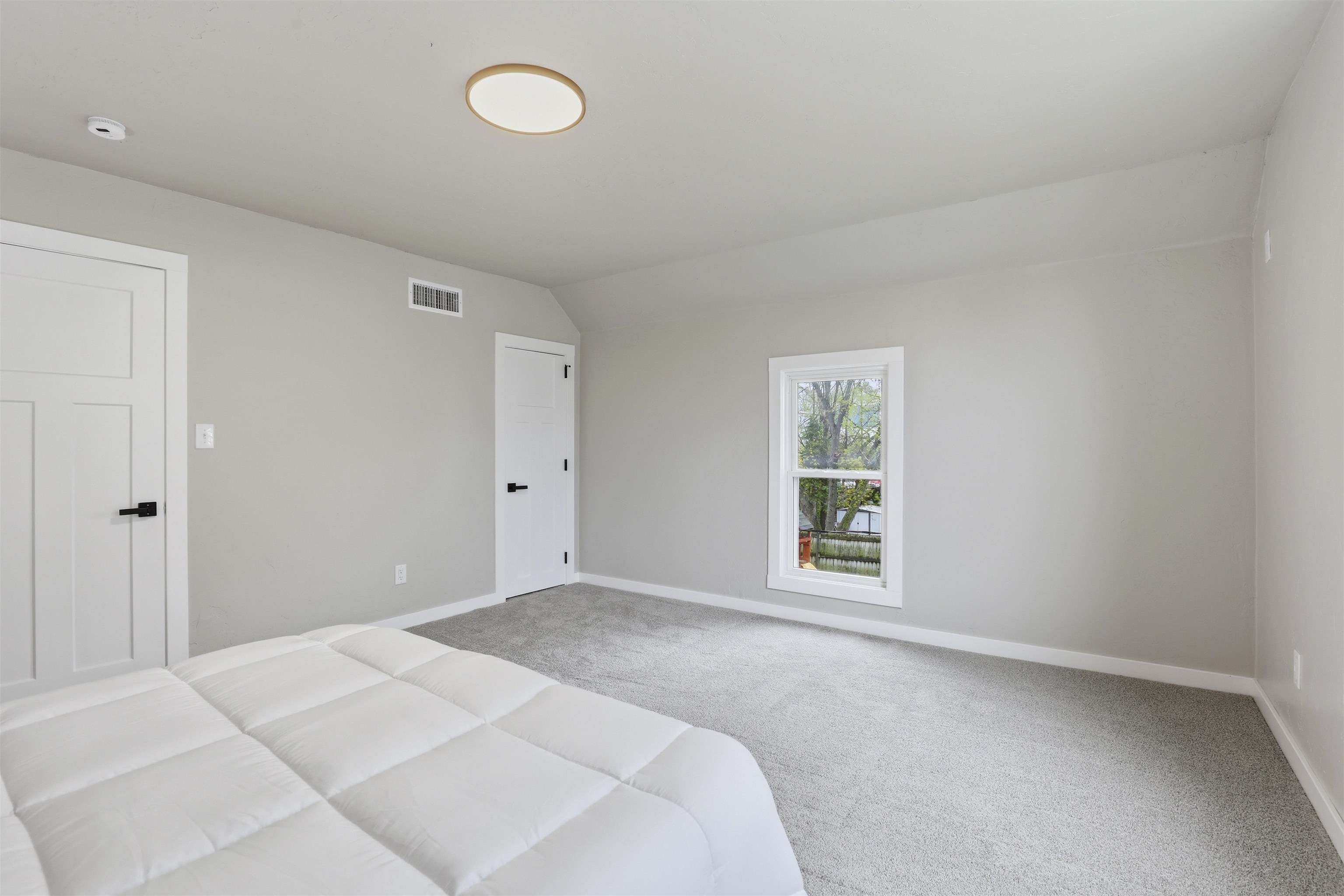 1602 Division Street New London, WI 54961 - Photo 24 of 34