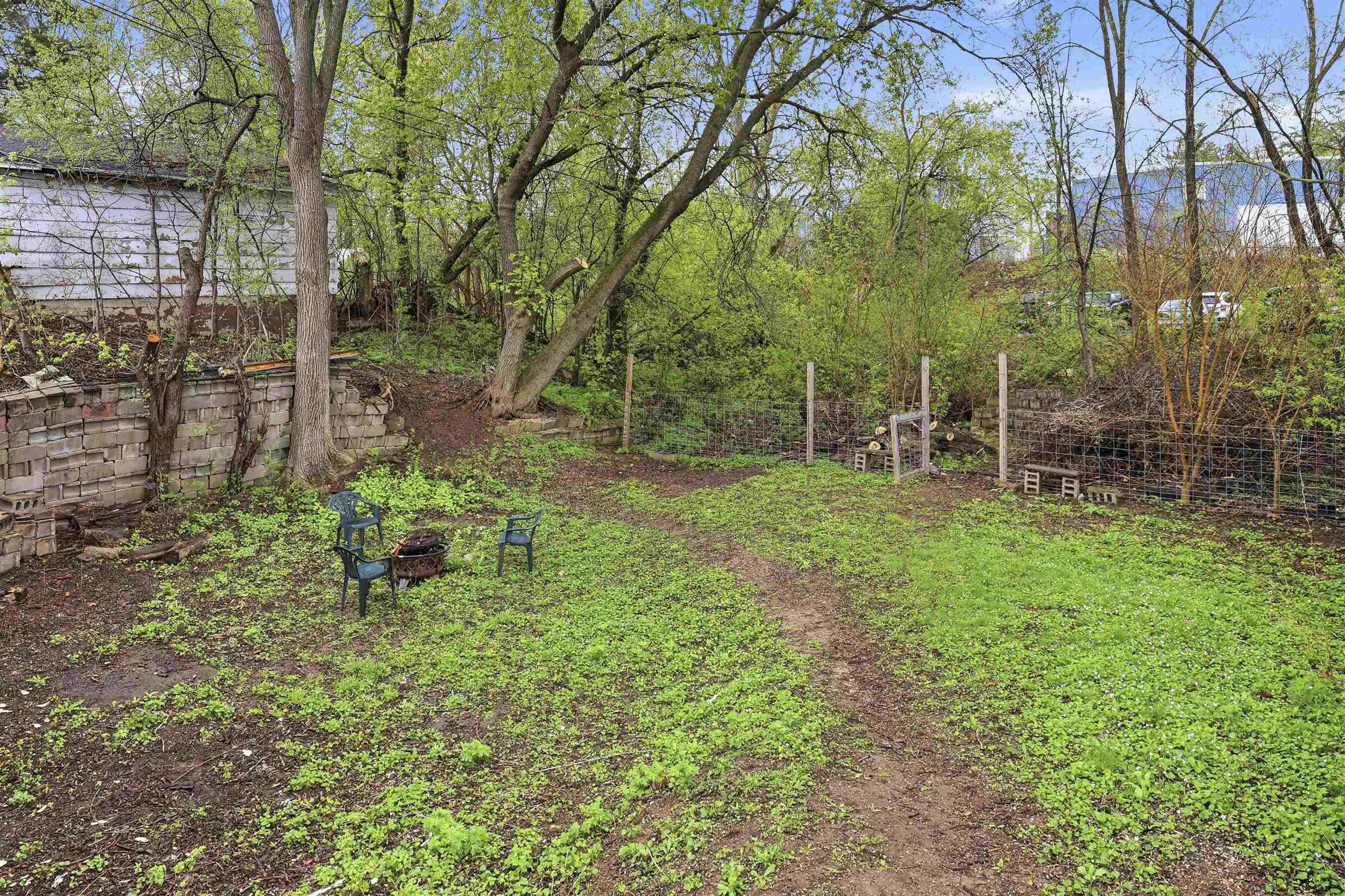 1602 Division Street New London, WI 54961 - Photo 26 of 34