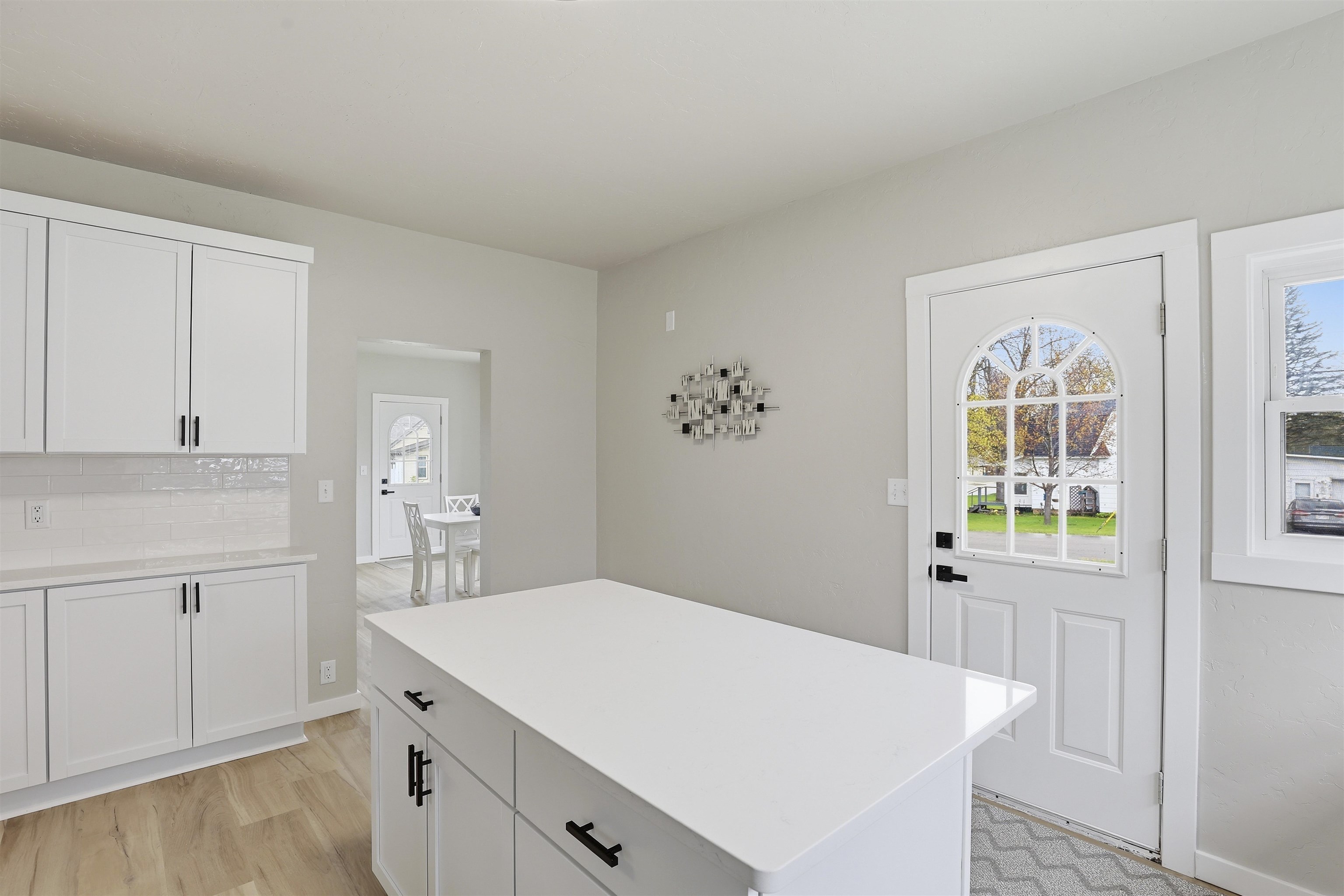 1602 Division Street New London, WI 54961 - Photo 5 of 34
