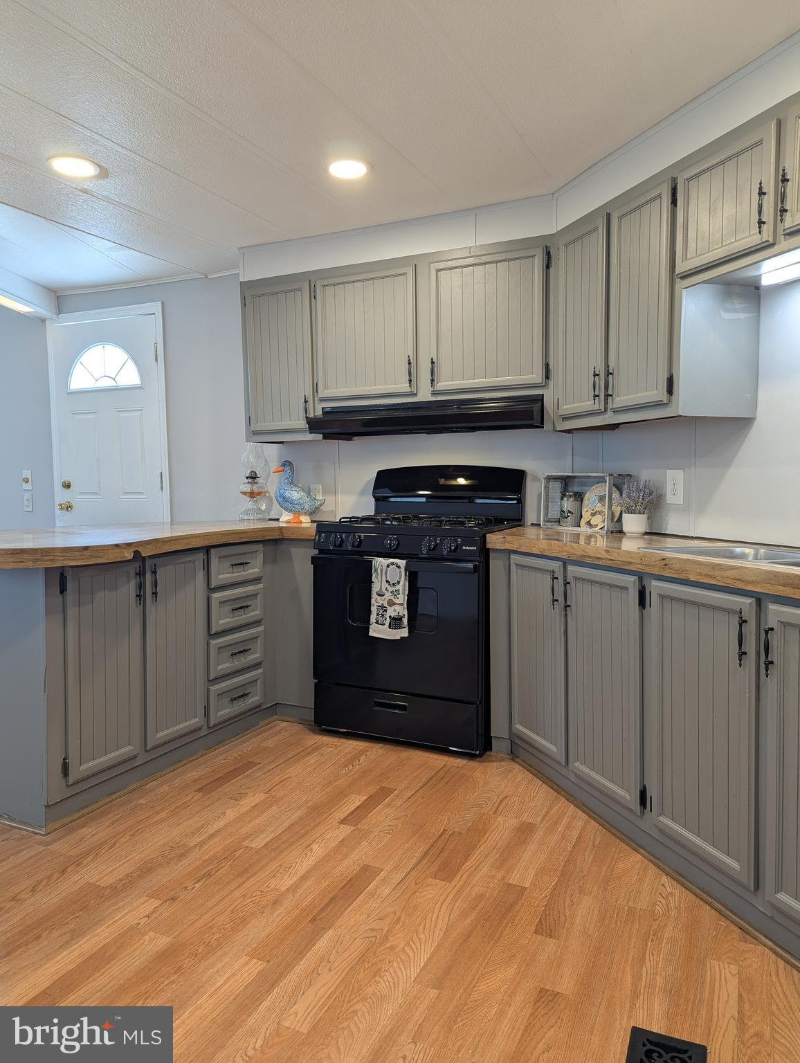 472 Mirabile Lane Baltimore, MD 21224 - Photo 6 of 21