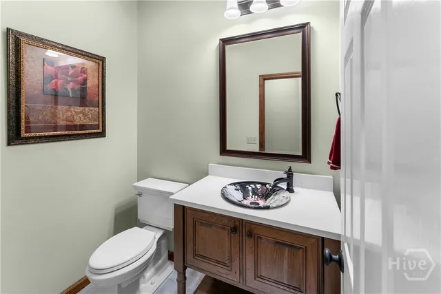 $989,000 | 472 Laurel Circle South, Bloomingdale, GA 31302