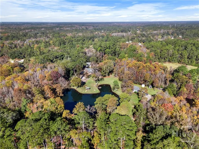 $989,000 | 472 Laurel Circle South, Bloomingdale, GA 31302