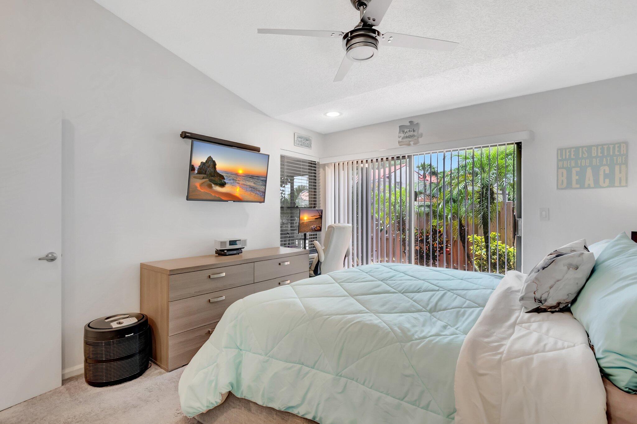 21687 Cromwell Circle Boca Raton, FL 33486 - Photo 19 of 52 More Windows and Room for Desk