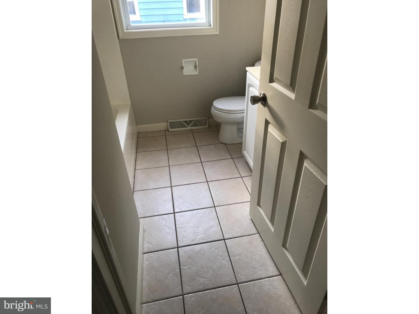 12 Nottingham Road Pennsville, NJ 08070 - Photo 4 of 6