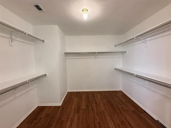 $1,900 | 4305 Hayes, Denton, TX 76207