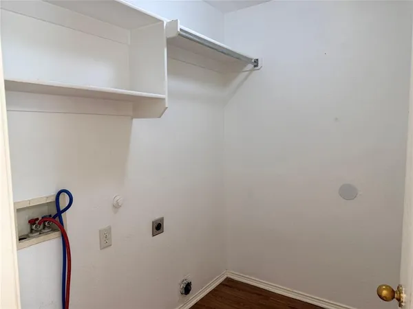 $1,900 | 4305 Hayes, Denton, TX 76207