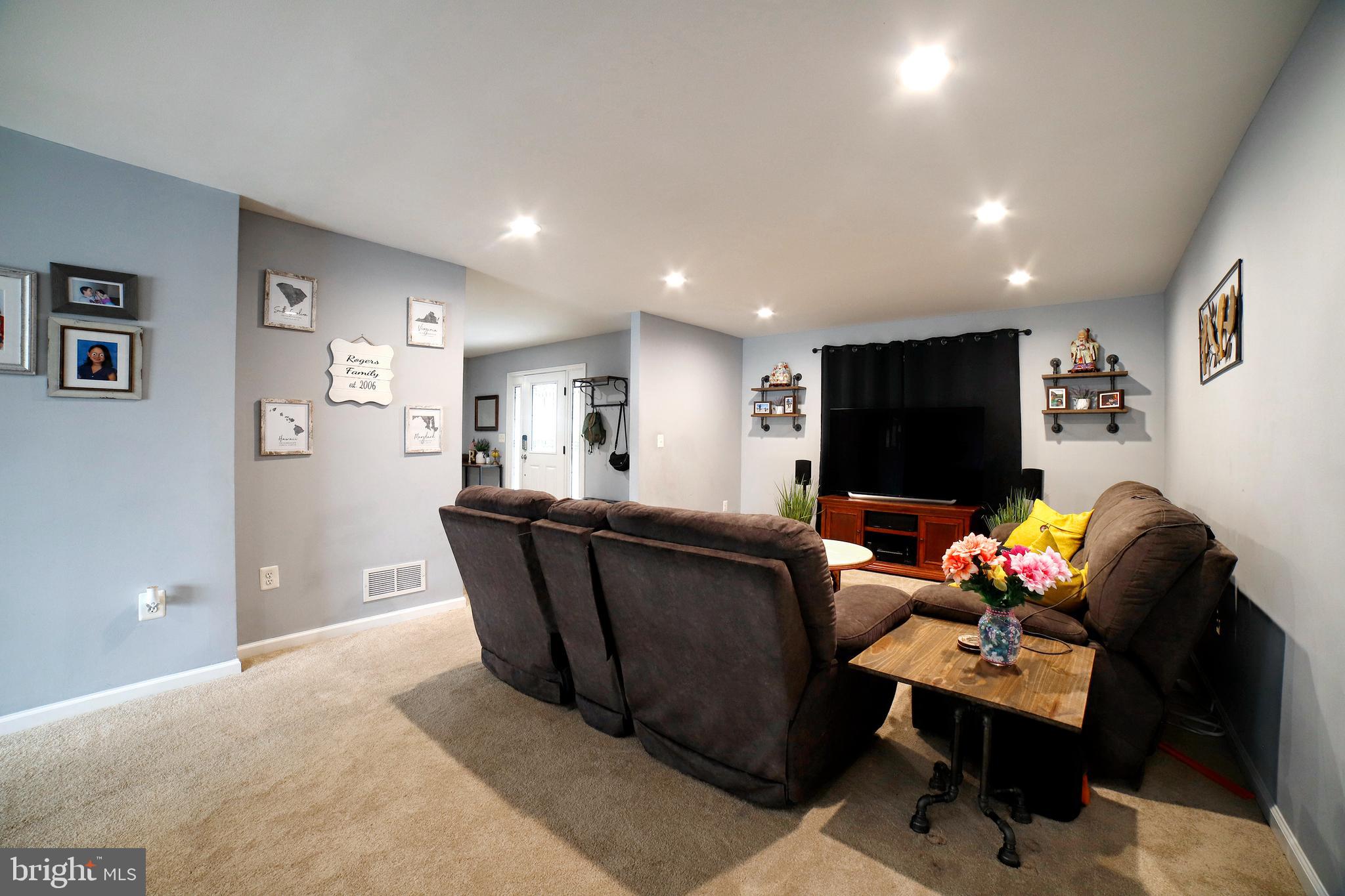 833 Selby Boulevard Edgewater, MD 21037 - Photo 15 of 67
