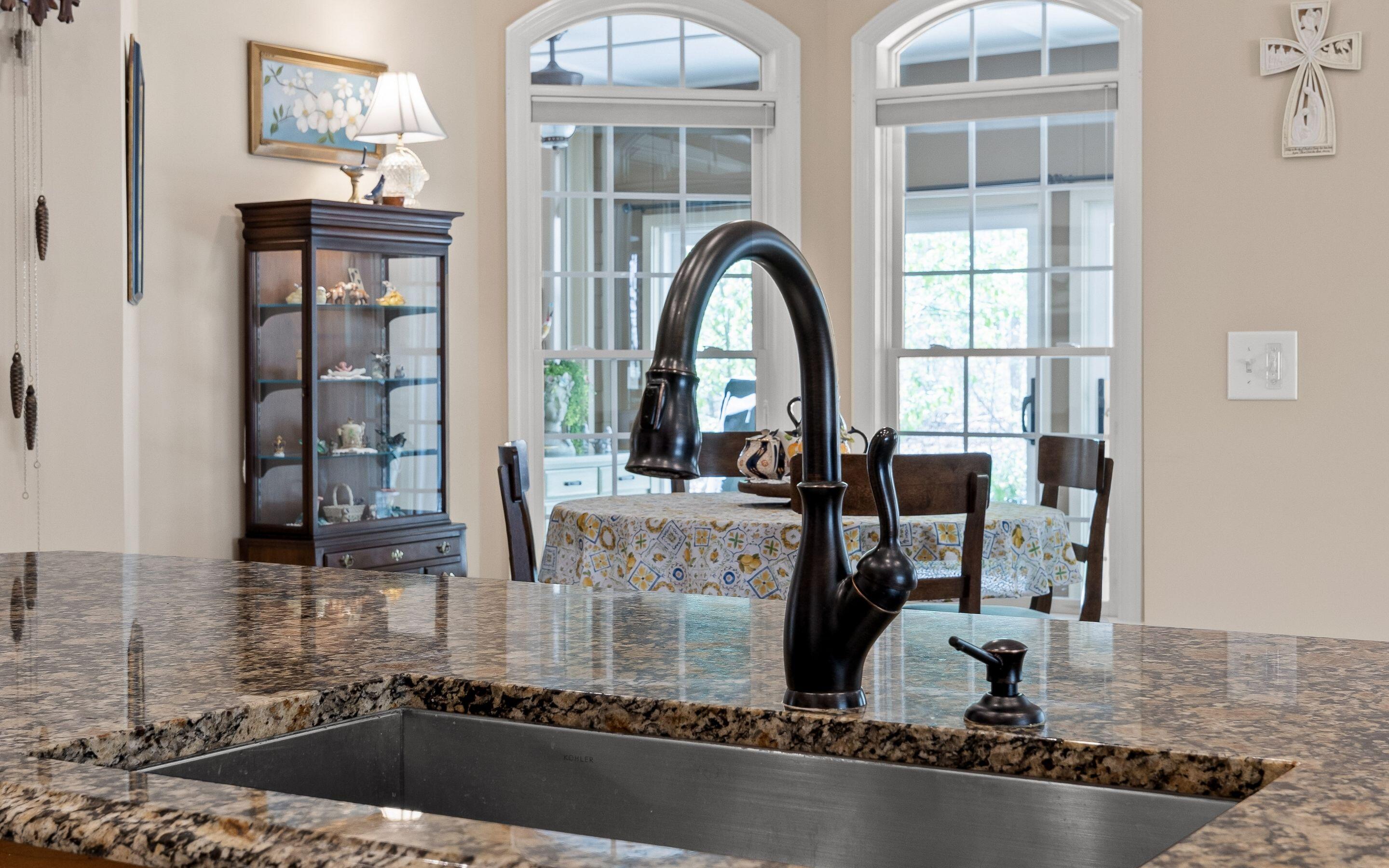 240 Horseshoe Road Signal Mountain, TN 37377 - Photo 11 of 56 240 Horseshoe Bend Road E