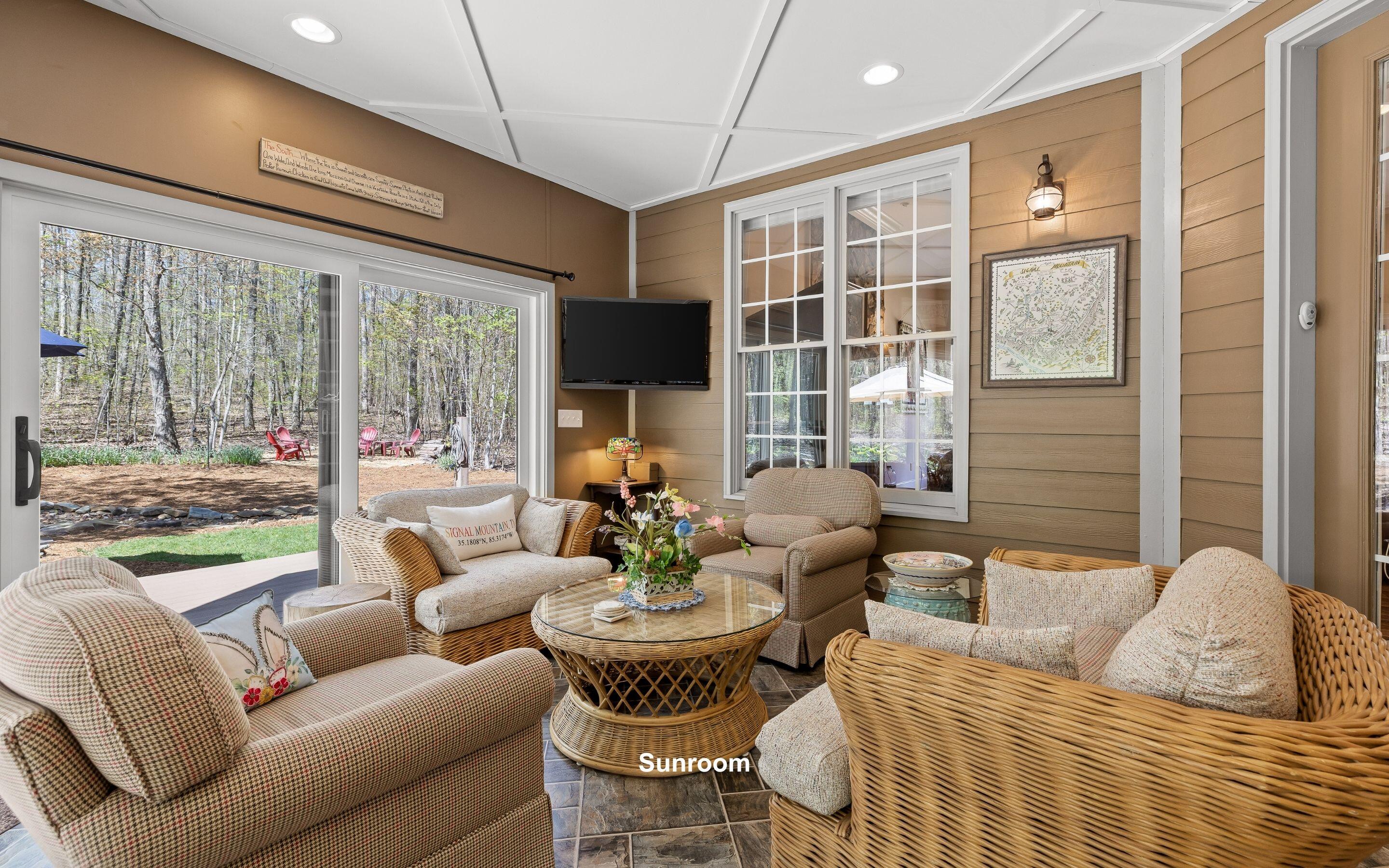 240 Horseshoe Road Signal Mountain, TN 37377 - Photo 15 of 56 240 Horseshoe Bend Road E