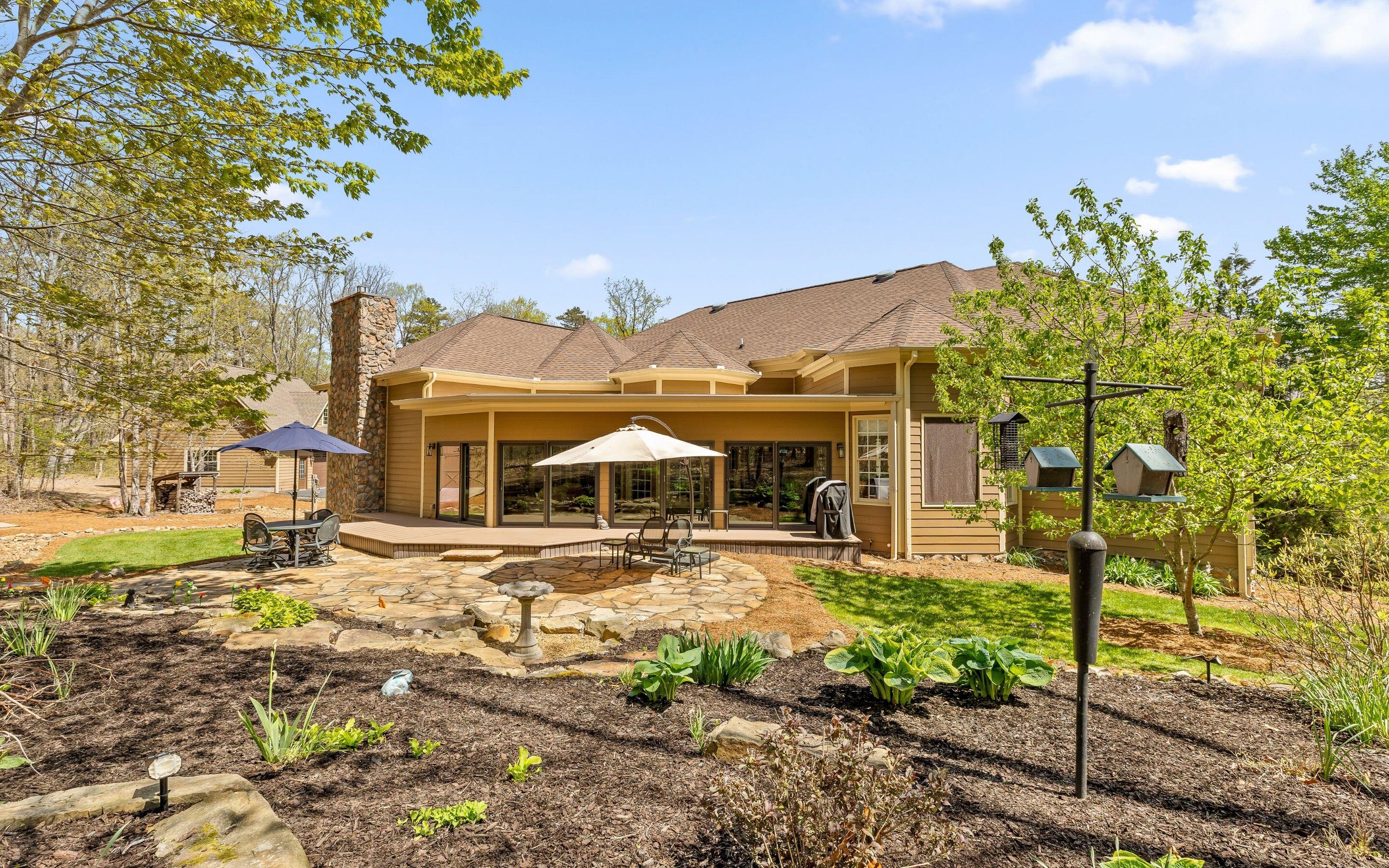 240 Horseshoe Road Signal Mountain, TN 37377 - Photo 34 of 56 240 Horseshoe Bend Road E