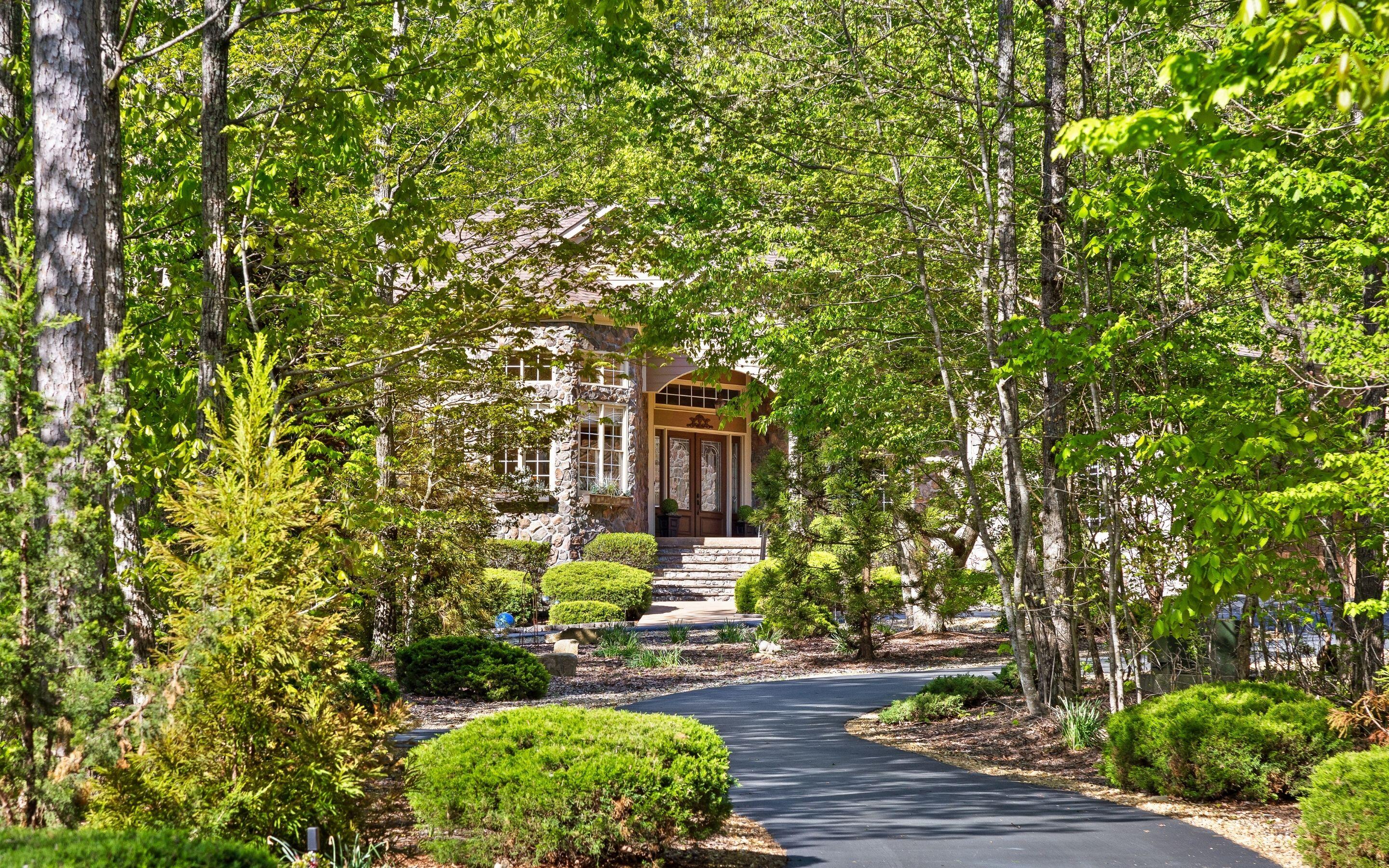 240 Horseshoe Road Signal Mountain, TN 37377 - Photo 37 of 56 240 Horseshoe Bend Road E